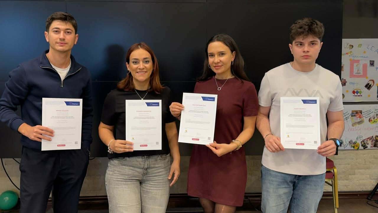 Rumıniyada gənclərlə bağlı uğurlu təlim keçirilib