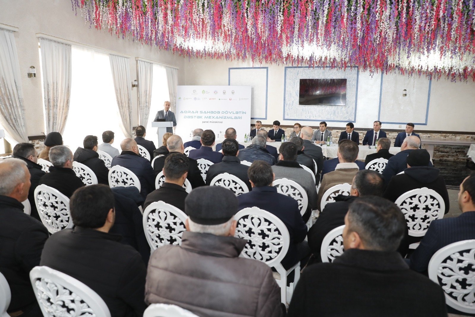 Oğuzda “Aqrar sahədə dövlətin dəstək mexanizmləri” mövzusunda panel müzakirəsi keçirilib