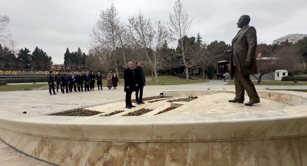 Binəqədi RİH-də 2025-ci ilin yekunlarına və qarşıda duran vəzifələrə həsr olunan hesabat iclası keçirilib