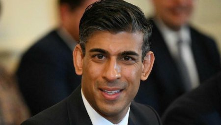 Rişi Sunak Zelenskinin müşaviri oldu - Maaşsız işləyəcək