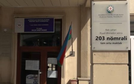 Bakıda məktəbdə şagirdlər arasında bıçaqlanma olub