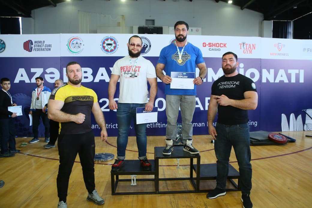 Avropa çempionu Nicat Hüseynovdan tarixi qələbə