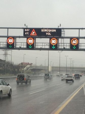 Bu yolda sürət həddi endirildi