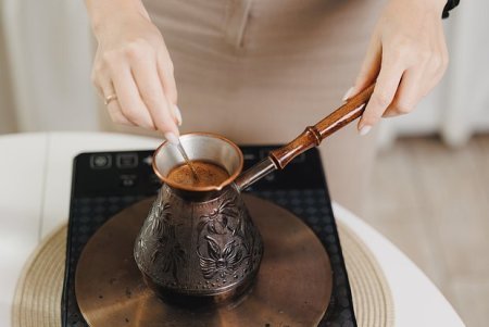 Qəhvə ürək döyüntüsünün artmasına səbəb olursa... - Kardioloqdan vacib xəbərdarlıq