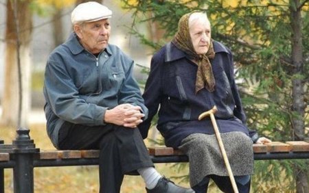 Pensiyaya çıxanları təhlükə gözləyir - Çıxış yolu açıqlandı