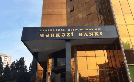 3 elektron pul təşkilatının lisenziyaları ləğv edildi