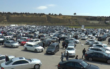 Avtomobil bazarında qiymətlər BAHALAŞIB