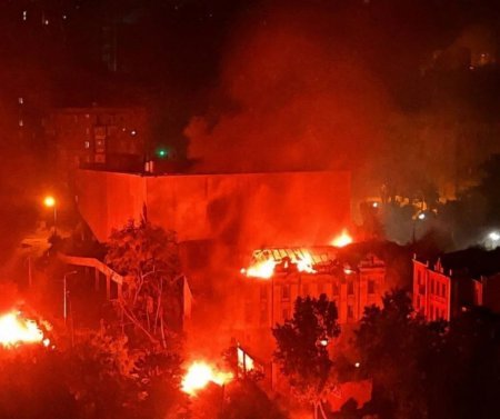 Rusiya Ukraynadakı səfirliyimizə yaxın əraziləri raketlə vurdu Rusiya Ukraynadakı səfirliyimizə yaxın əraziləri raketlə vurdu